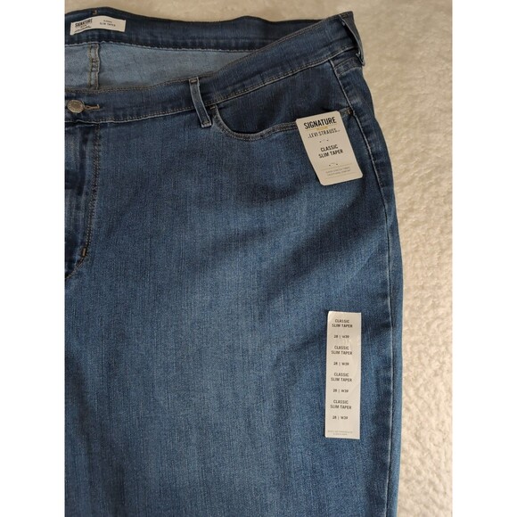 Levi Strauss Signature Gold Women's Plus 28 Classic Taper Jean Mid-Rise Stretch - Picture 5 of 10
